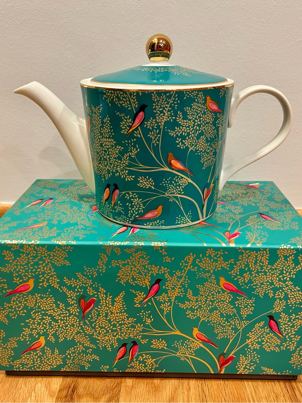 Sara Miller Portmeirion Chelsea China Teapot
